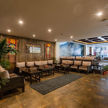 Hotel Lo Mustang Catmandu Exterior foto