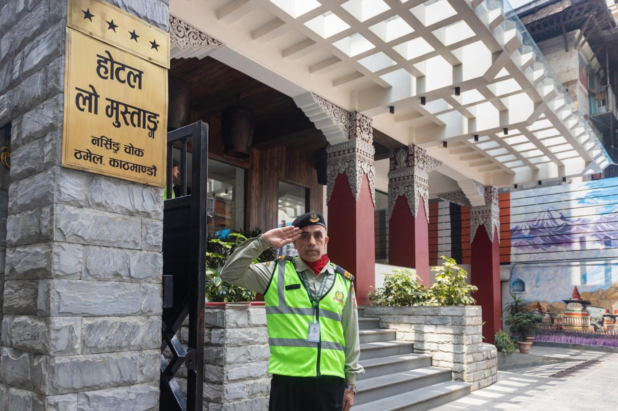 Hotel Lo Mustang Catmandu Exterior foto